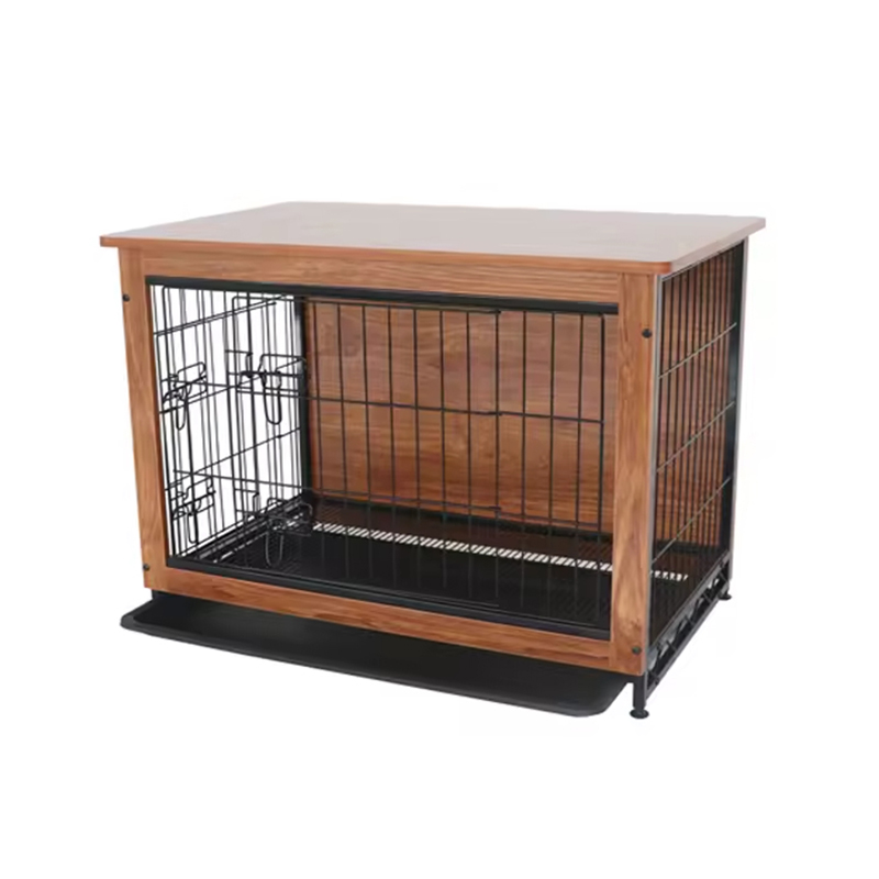 Sisätiloissa iso puumetallihuonekalustyylinen koiran laatikko Sisätiloissa iso puumetallihuonekalustyylinen koiran laatikko